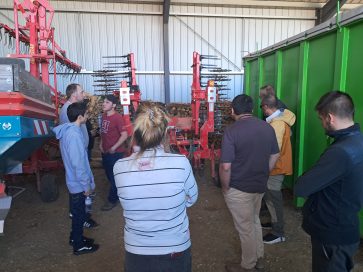 Des agriculteurs chiliens en visite dans le Lauragais